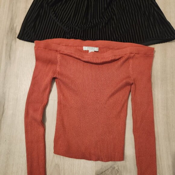 Forever 21, Off Shoulder Long Sleeve Rust colored Sweater and Black Midriff Top - Picture 1 of 4